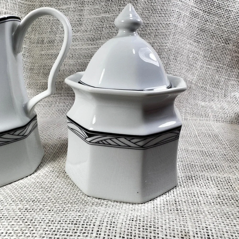 Studio Nova Synthesis Y0031 Creamer and Sugar Bowl Set White Black Art Dec Style
